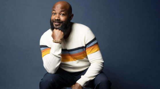 JClay hand on chin pose